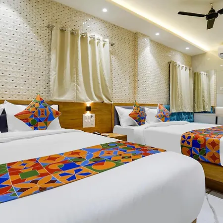 Fabhotel Rr Residency - Near Bkc